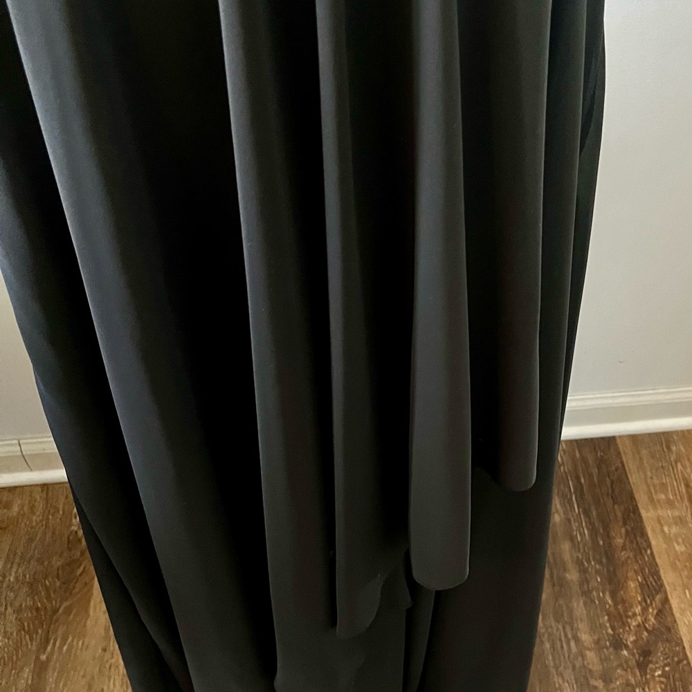 Ursula of Switzerland Off  The Shoulder Black Full Length Gown - Picture 3 of 5